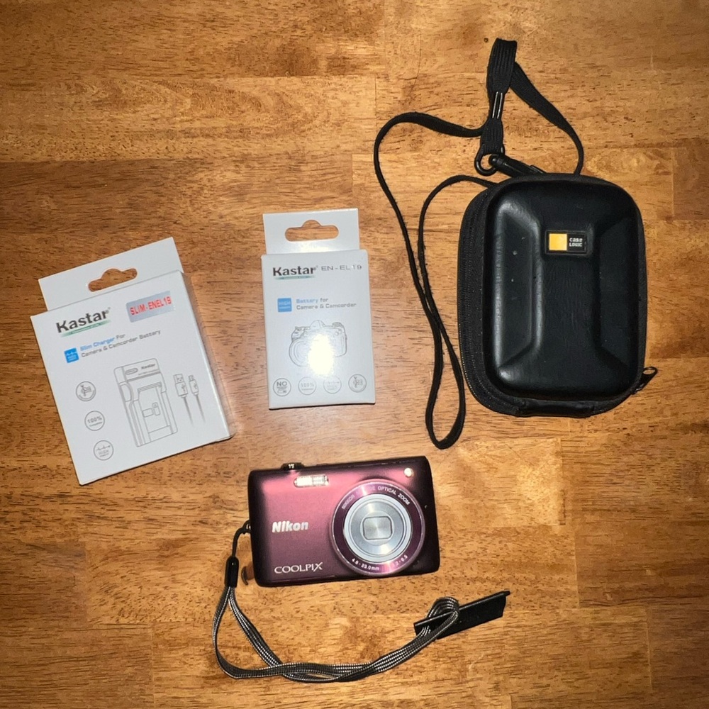 Nikon COOLPIX S4100 Digital Camera